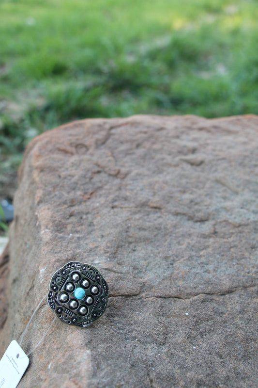 SILVER CONCHO STRETCH RING